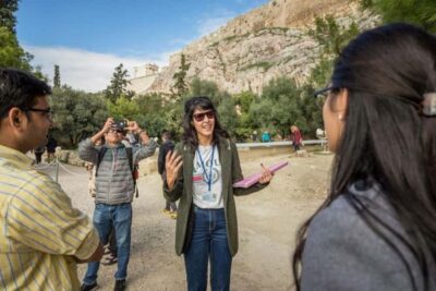 Guided walking tour of Acropolis with transportation - How the 3-hour rhythm works (and why it feels manageable)