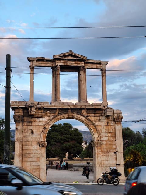 Highlights and Hidden Gems of Athens Walking Tour - Makrygiani Street finish: easy access to cafes and dinner