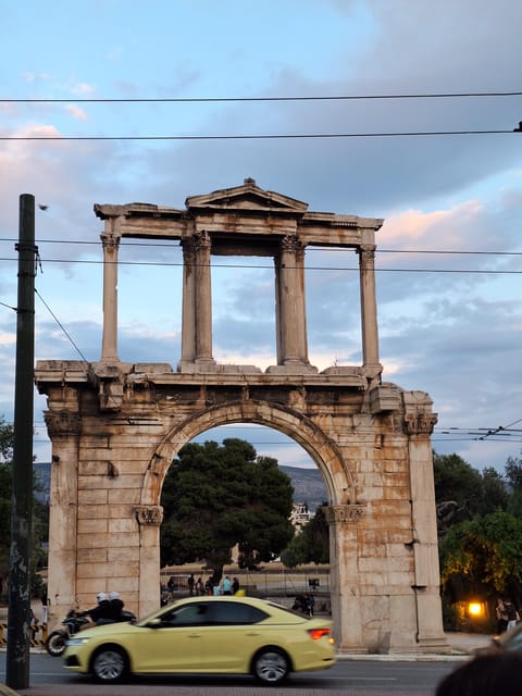 Highlights and Hidden Gems of Athens Walking Tour - What you get from a 2-hour format (and who it suits best)