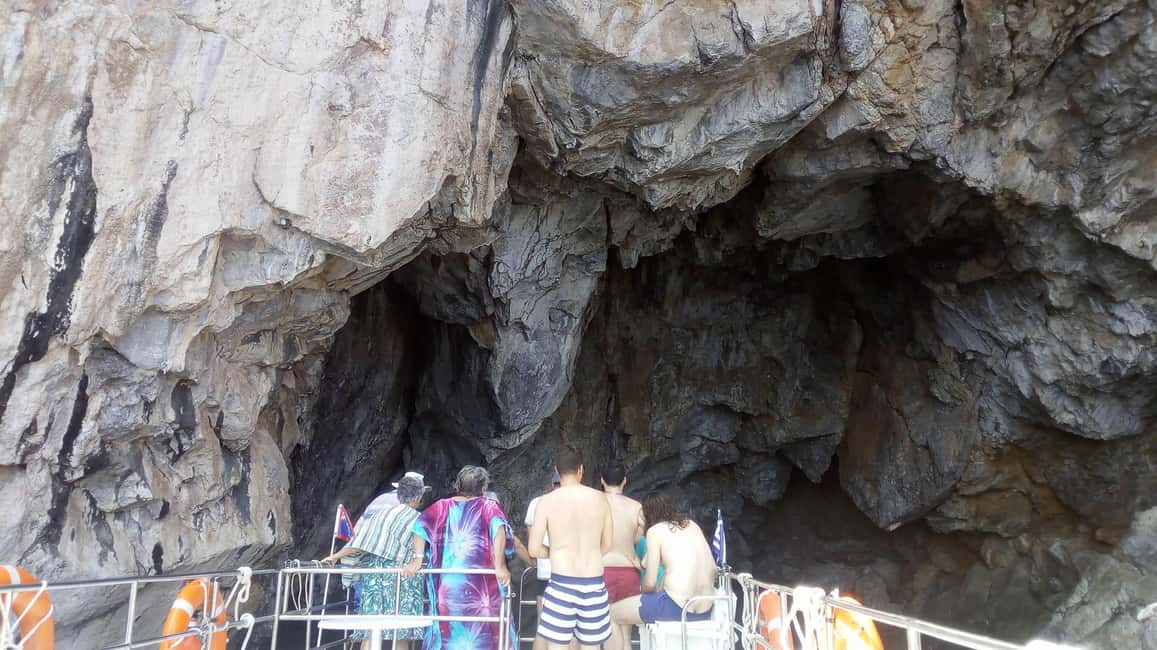 Hydra, Greece: Tour of the island by boat - Key Points Before You Go