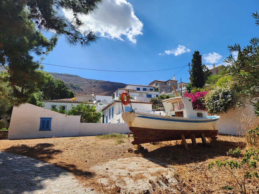 Hydra Island Private tour from Athens with your own guide - From Athens pickup to Piraeus port: the part that can make or break your day