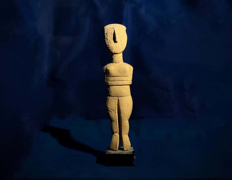 Marble Carving Workshop and Cultural Tour - Cycladic Art - The Signature and Finishing Ritual: Letters, Hagiography-Style Color, and Liquid Glass
