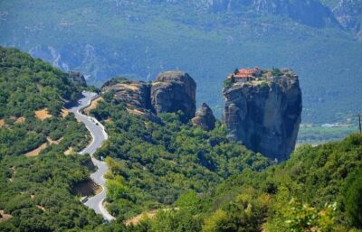 Meteora Monasteries: Full Day Tour from Athens - Pickup, Drive Time, and How to Pass the 12 Hours