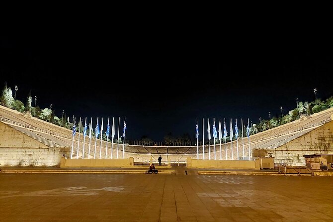 Night Tour of the City of Athens with Guide in Spanish - Ancient Agora finish: how the night walk ties together