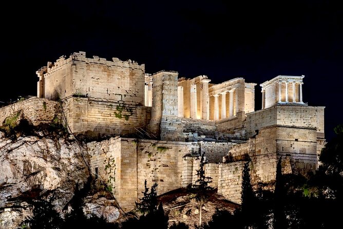 Night Tour of the City of Athens with Guide in Spanish - Price and logistics: what $27.51 buys you in real life