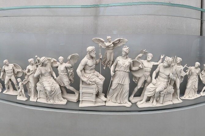 Private Acropolis & New Acropolis Museum for Families - Who should book this family Acropolis and Museum tour?