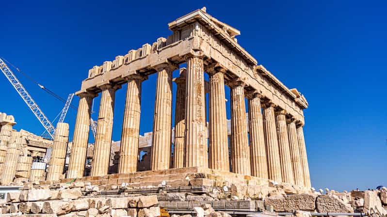 Private sightseeing in Athens (3 hours) - “Private” doesn’t always mean “full tour guide inside the monuments”