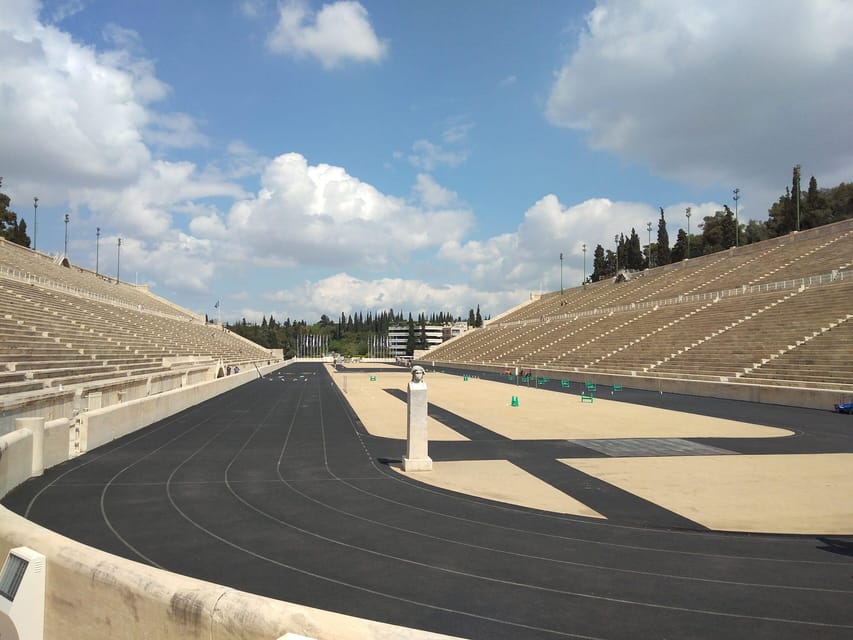Private sightseeing in Athens (3 hours) - The driver factor: Elias, Harris, and the quality range you should expect