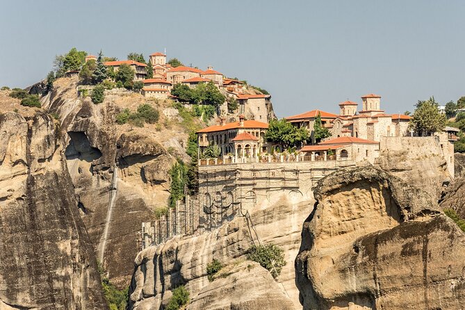 Private Tour to Monasteries of Meteora & Thermopylae from Athens - Getting picked up and handled: when the driver is part of the value