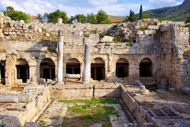 "Tour of Ancient Corinth:Follow in the footsteps of Apostle Paul" - Archaeological Museum of Ancient Corinth: artifacts, sanctuaries, and time travel